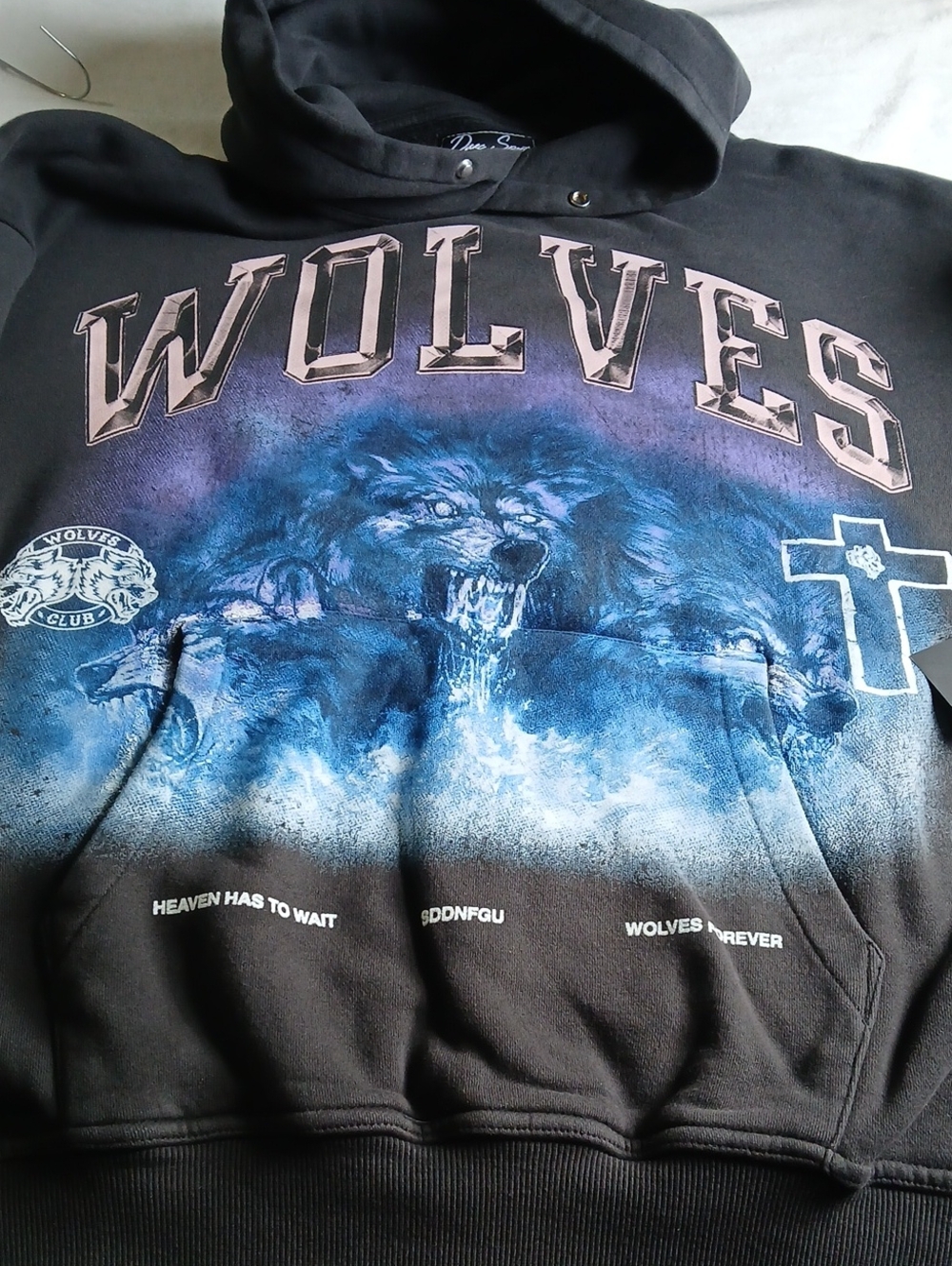 New Size M ,WOLVES Graphic Hoodie - Black with Blue & Purple Artwork - Picture 5 of 6